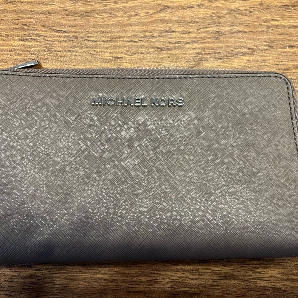 Michael Kors wallet